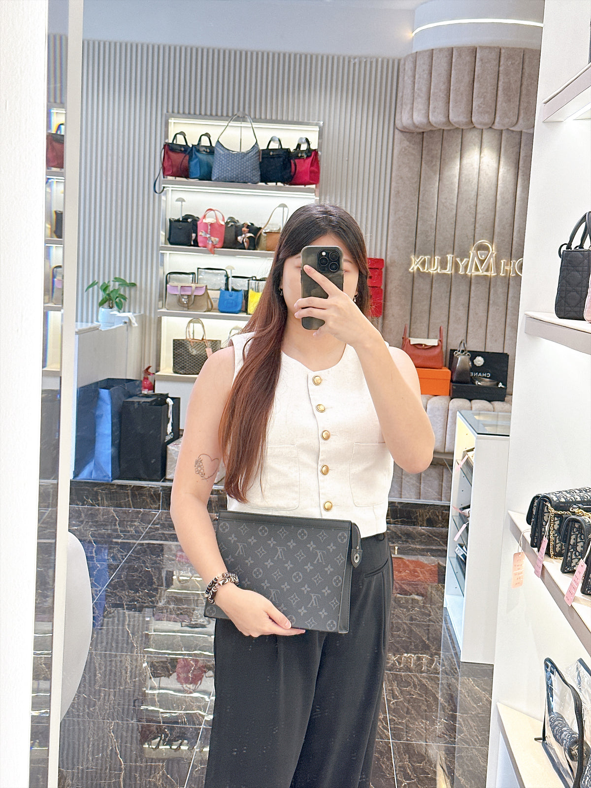 LV Pochette Voyage Monogram Eclipse