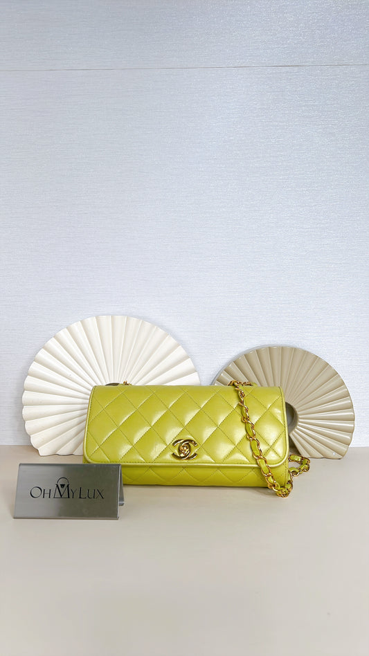 Chanel Vintage Flap Bag in Lime Green