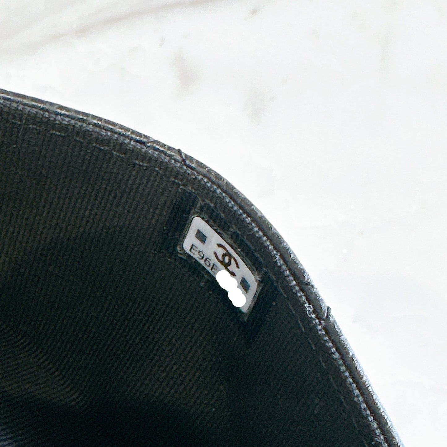 Chanel Classic Card Holder in Black Caviar