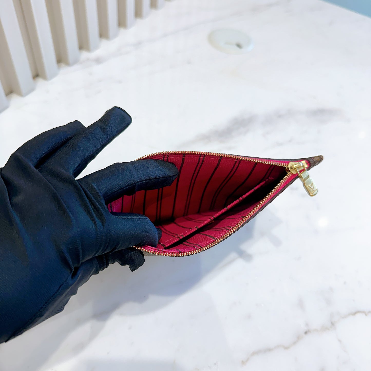 LV Neverfull Monogram Pouch