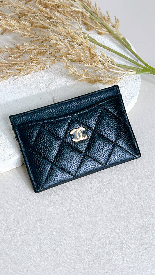 Chanel Classic Card Holder in Black Caviar
