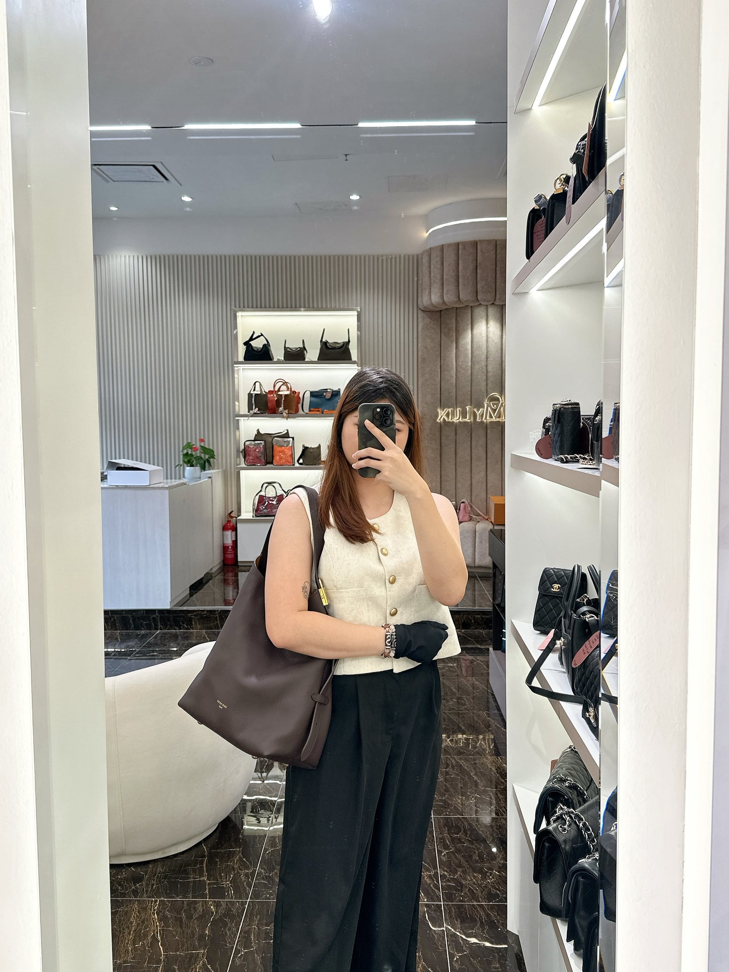 LV Low Key Hobo MM in Smoke