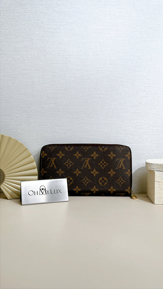 Lv Monogram Zippy Organizer