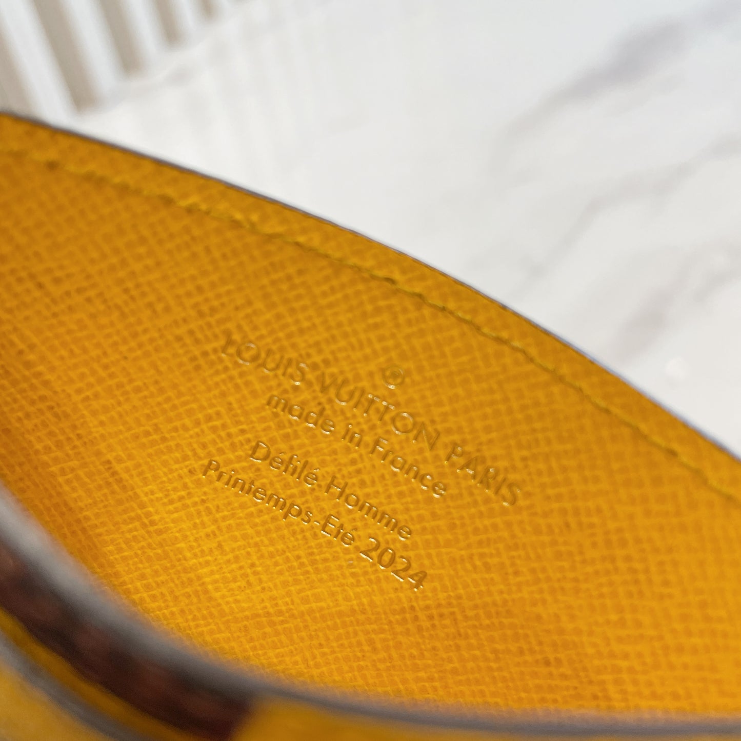 LV Porte Cartes Simple Damier Pop Jaune Mat