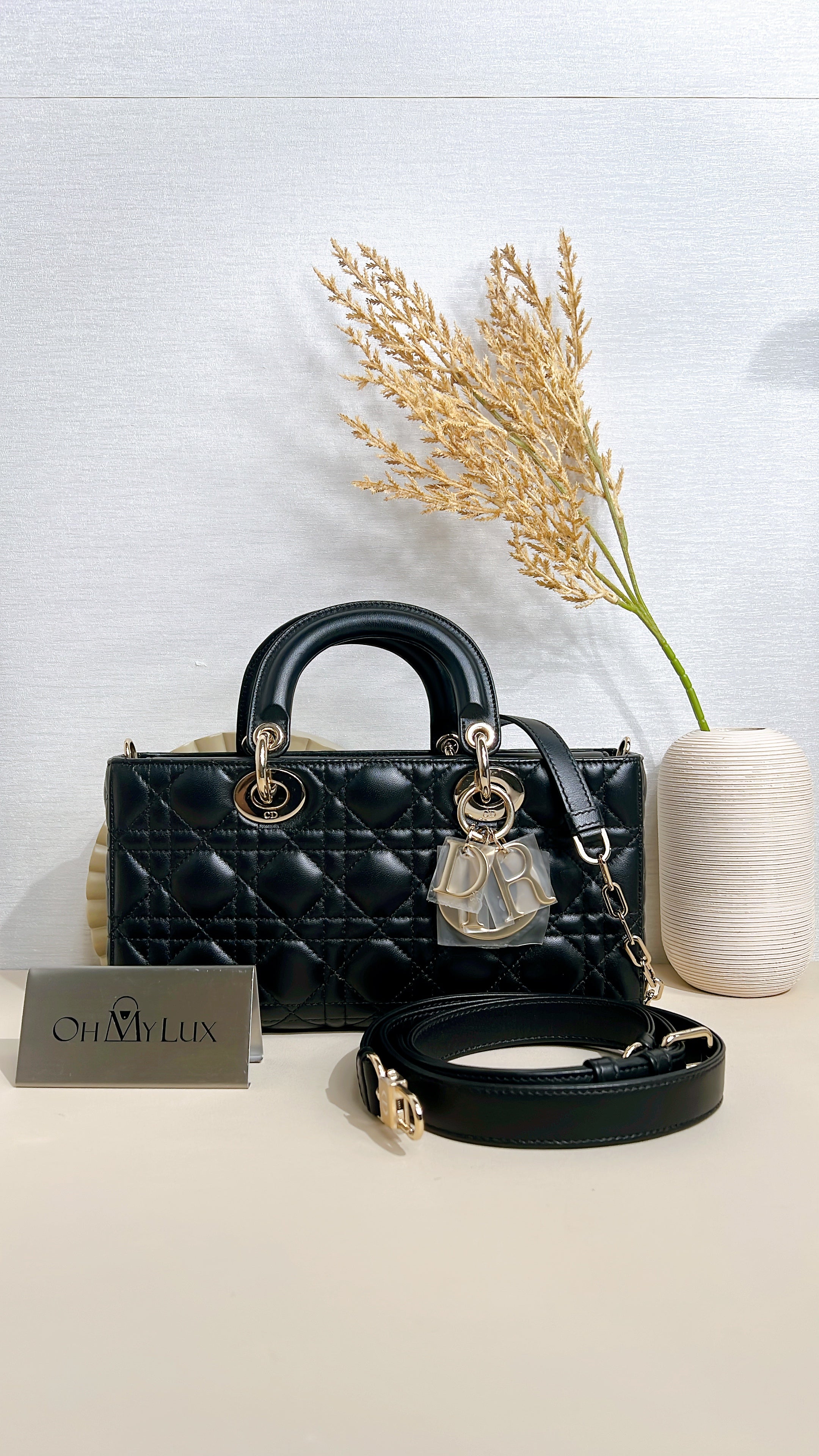 Lady D Joy Medium in Black GHW
