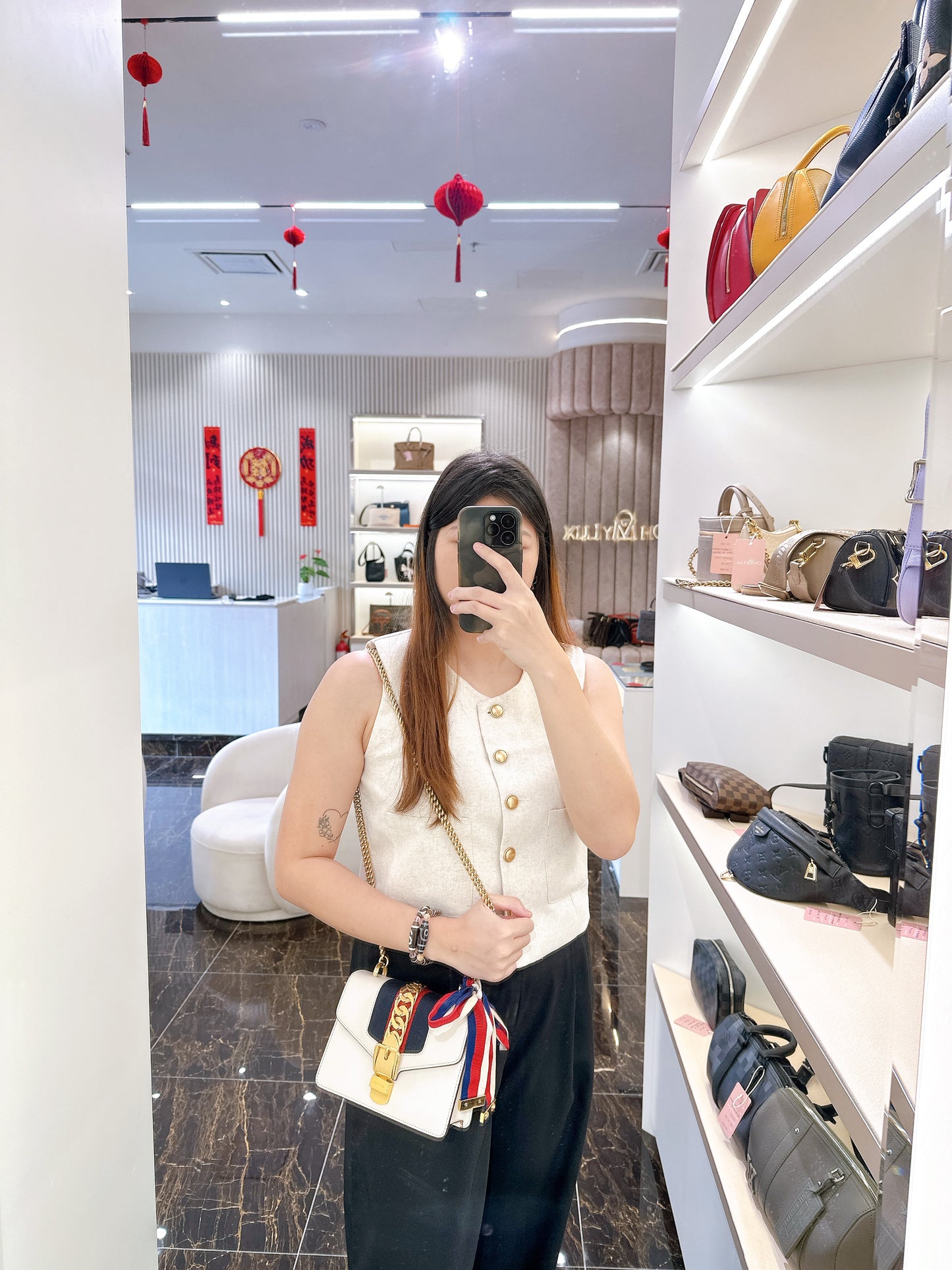 Gucci Sylvie White Mini Chain Bag