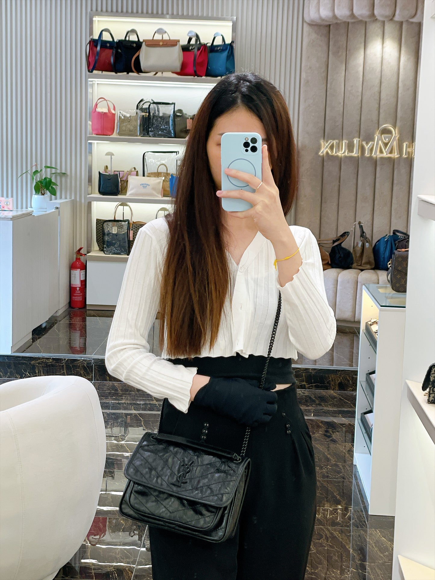YSL Niki Baby in Vintage Leather Black