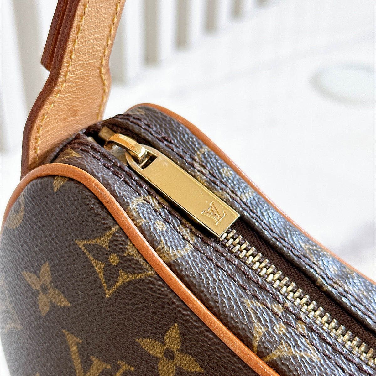 LV Monogram Croissant PM