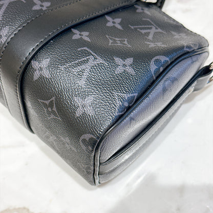 LV Keepall 25 in Monogram Eclipse
