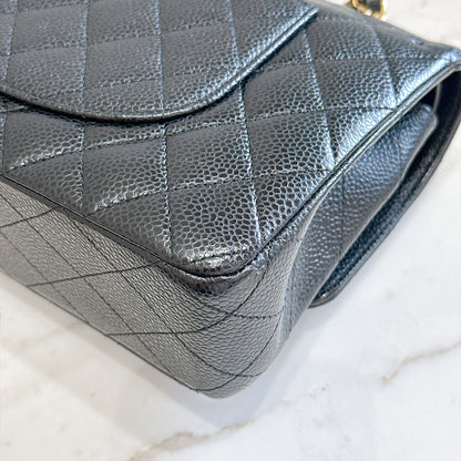 Chanel Classic Flap Medium in Black GHW