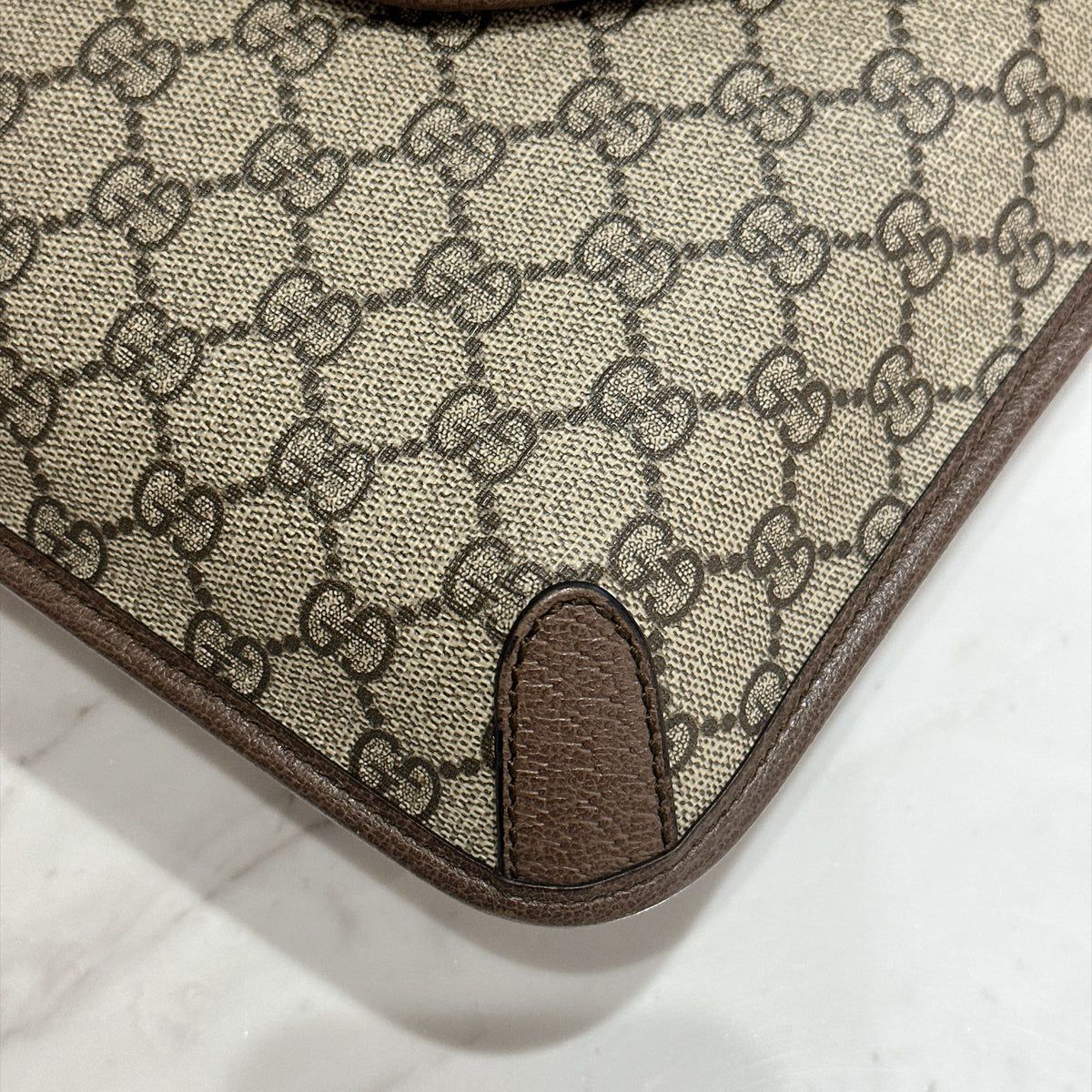 Gucci Neo Vintage GG Medium Messenger Bag