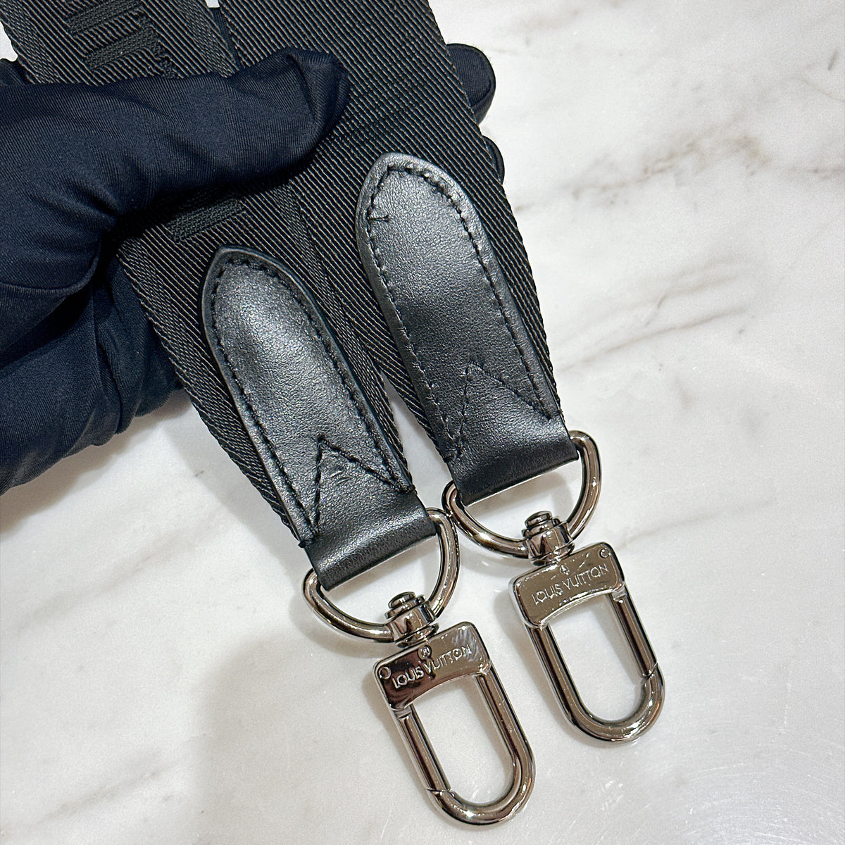 LV Keepall 25 in Monogram Eclipse