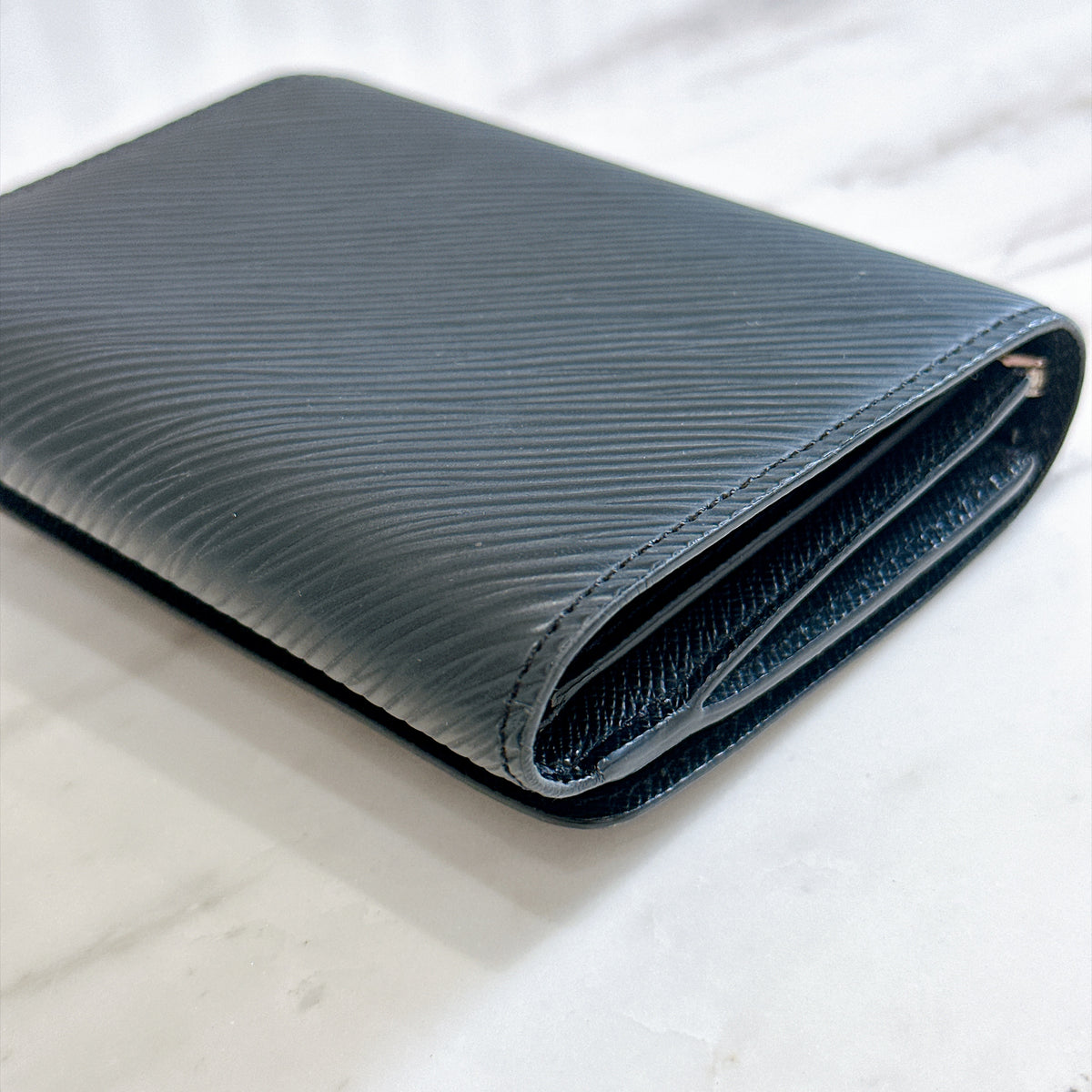 LV Twist Wallet in Black SHW