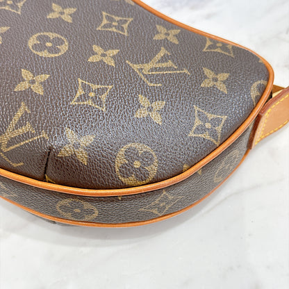 LV Monogram Croissant PM