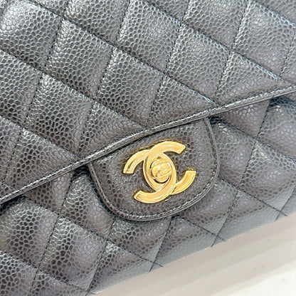 Chanel Classic Flap Medium in Black GHW