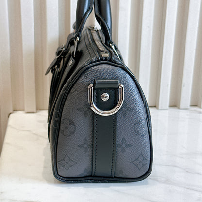 LV Keepall 25 in Monogram Eclipse