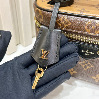 LV Vanity Chain Pouch