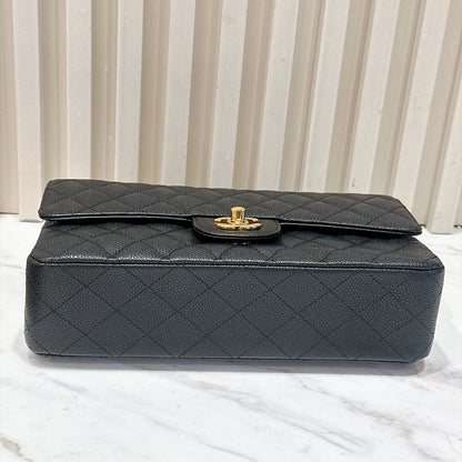 Chanel Classic Flap Medium in Black GHW