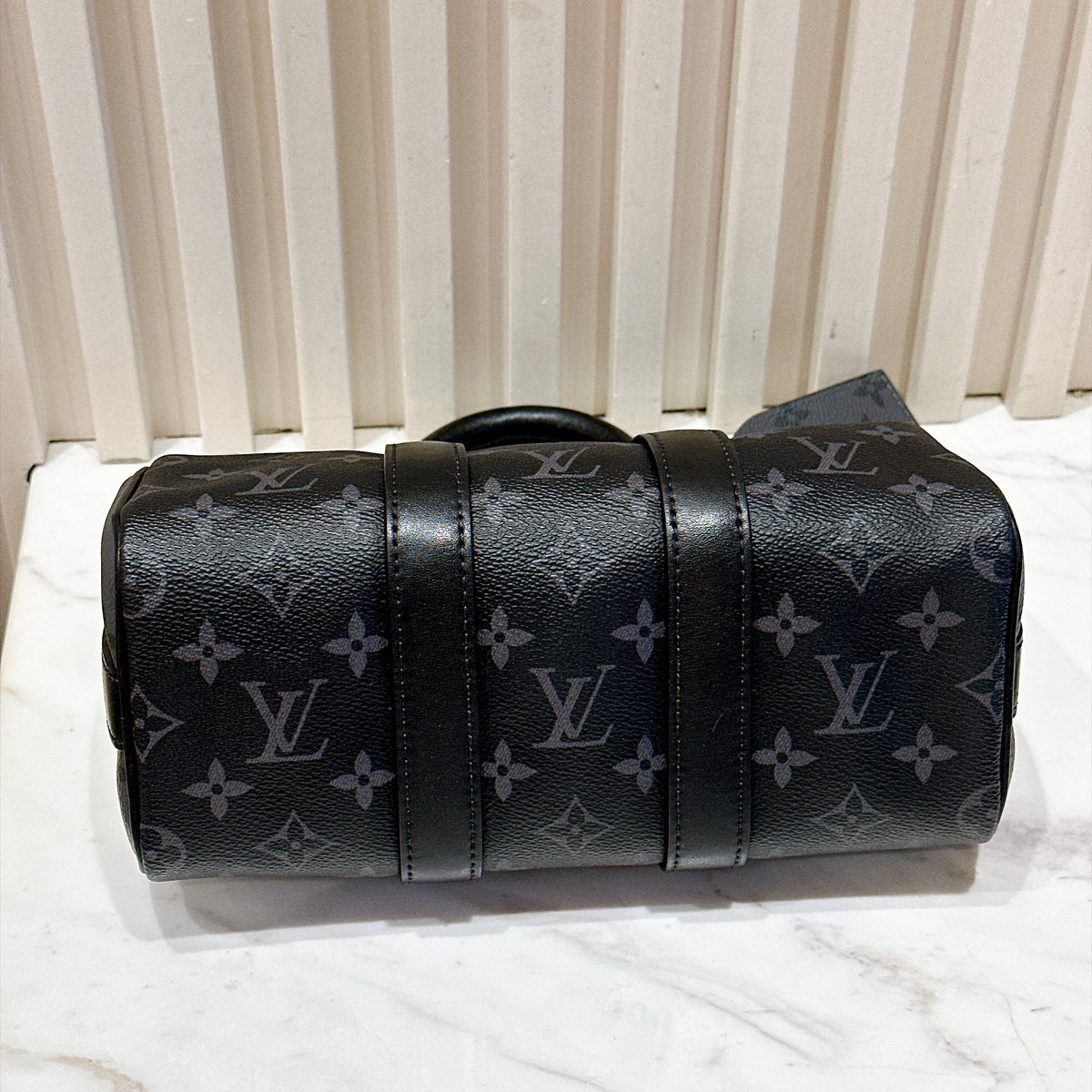 LV Keepall 25 in Monogram Eclipse