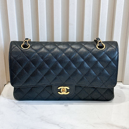 Chanel Classic Flap Medium in Black GHW
