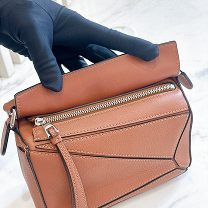 Loewe Puzzle Mini in Tan