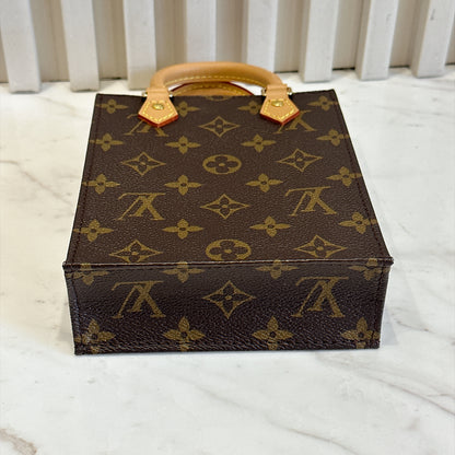 LV Monogram Petite Sac Plat