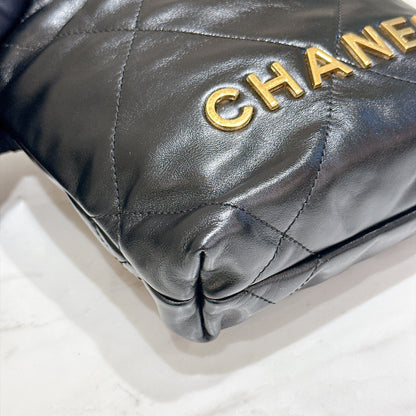 Chanel 22 Mini with Pearl Chain Black GHW