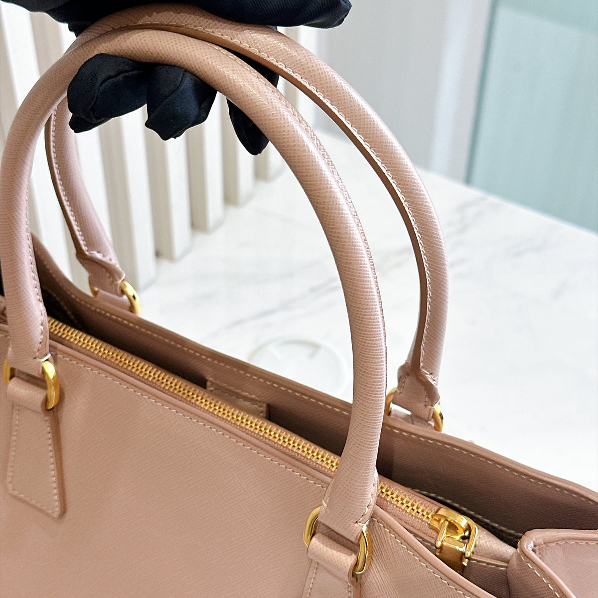 Prada Saffiano Gallieria Pink in Medium