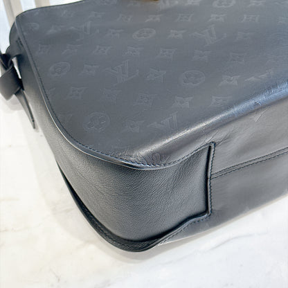 LV Very Hobo in Black Monogram