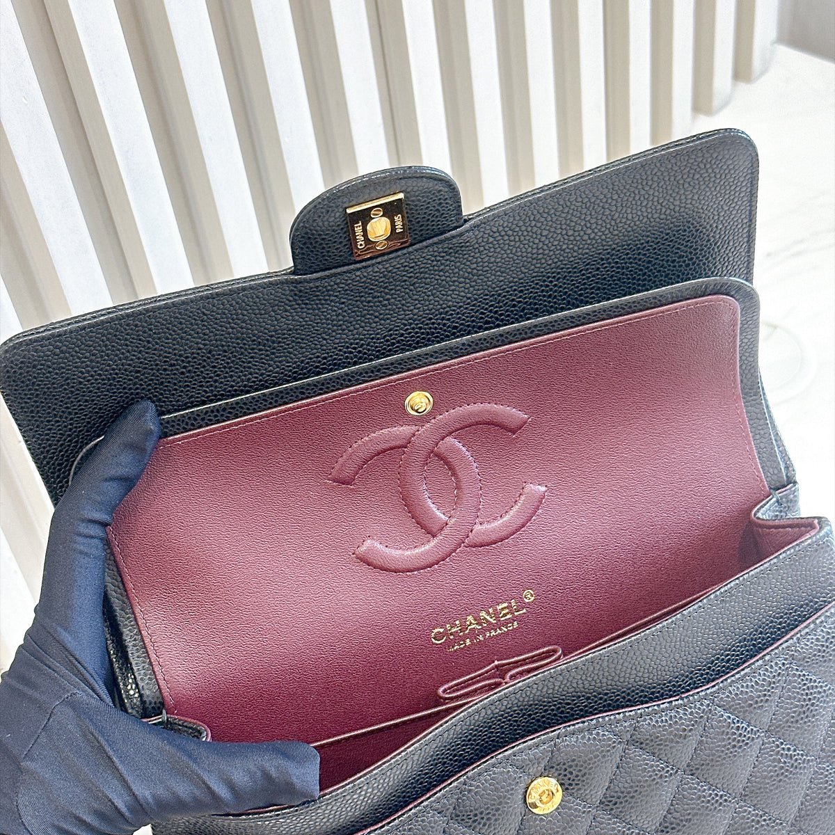 Chanel Classic Flap Medium in Black GHW