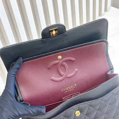 Chanel Classic Flap Medium in Black GHW