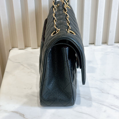 Chanel Classic Flap Medium in Black GHW
