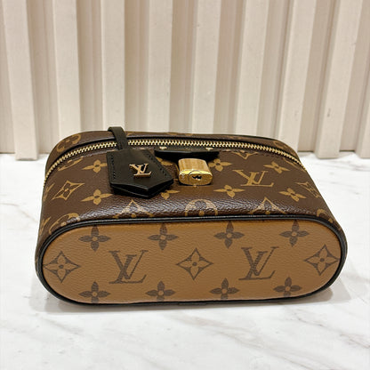 LV Vanity Chain Pouch