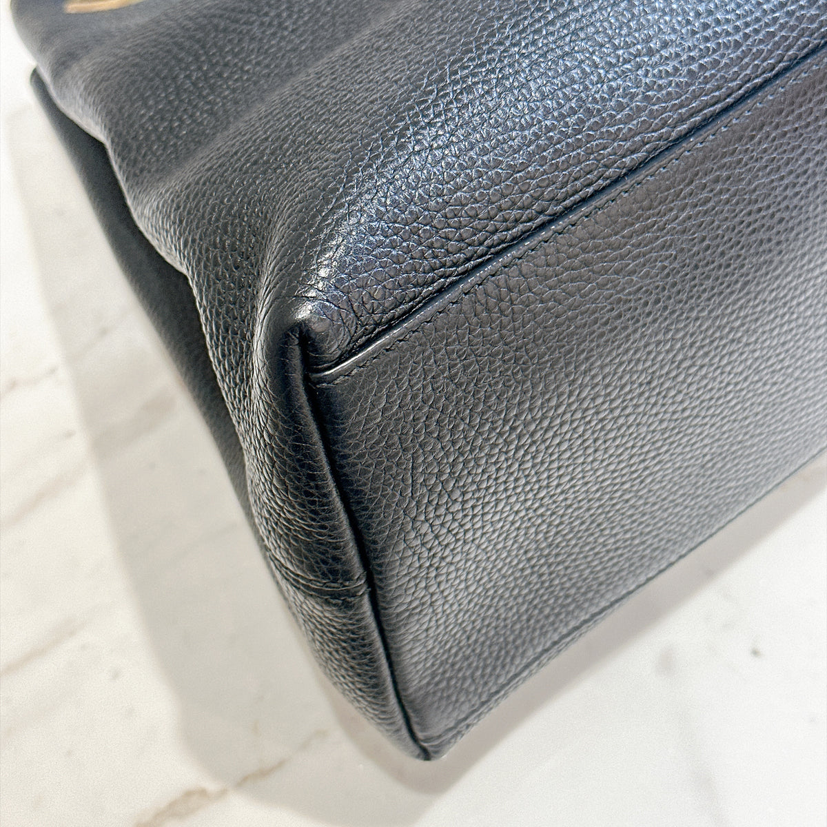 Gucci Soho Chain Shoulder Bag in Black
