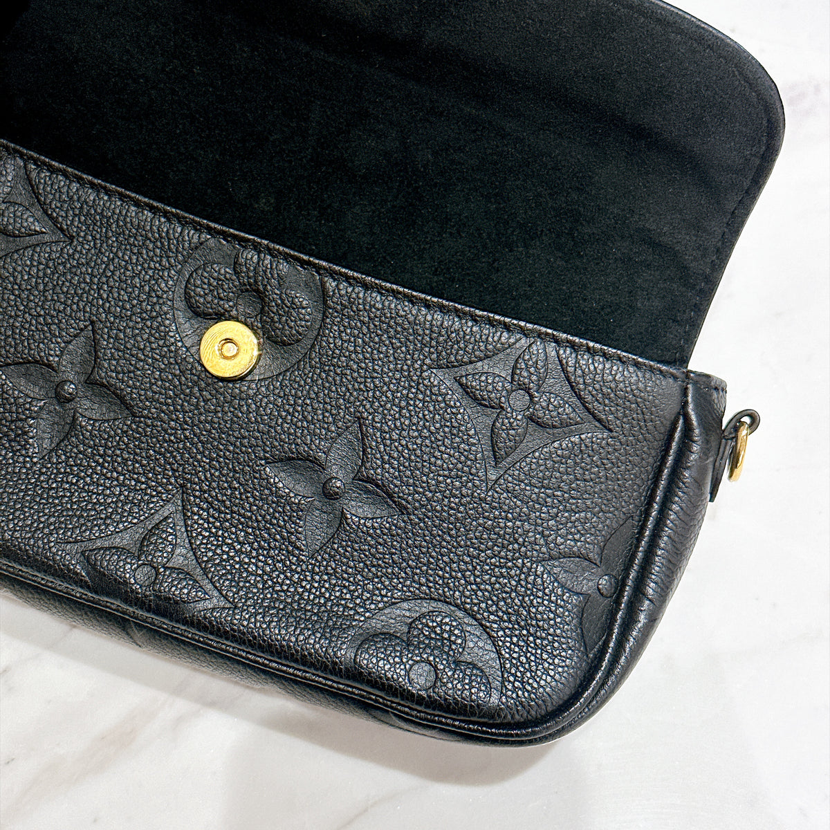 LV Ivy in Black Empreinte