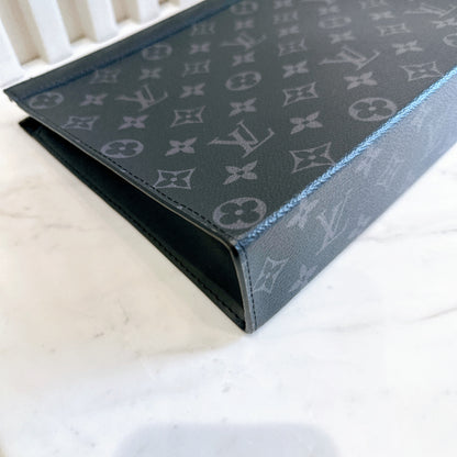 LV Pochette Voyage Monogram Eclipse