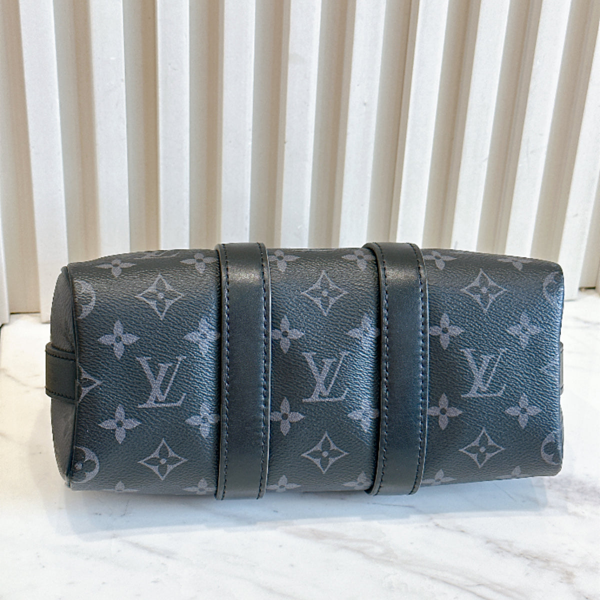 LV Keepall 25 in Monogram Eclipse
