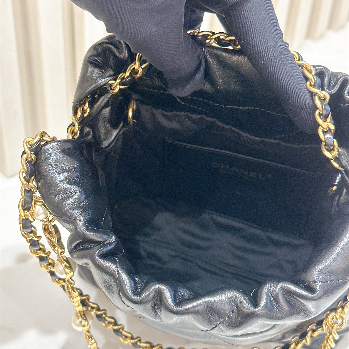 Chanel 22 Mini with Pearl Chain Black GHW