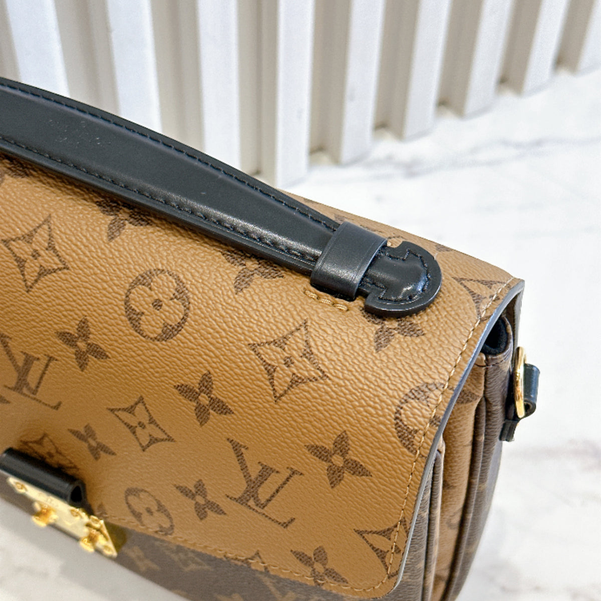 LV Monogram Reverse Pochette Metis
