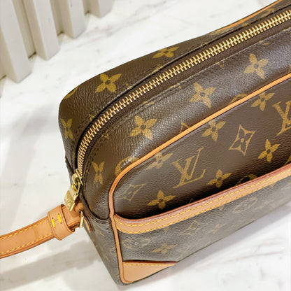 LV Monogram Trocadero 27