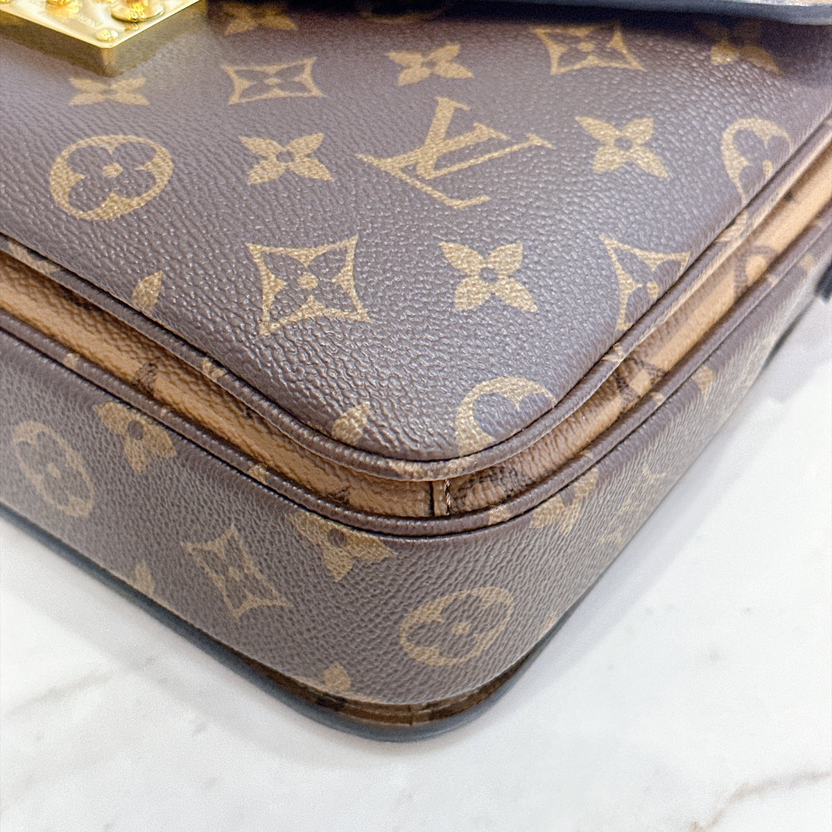 LV Monogram Reverse Pochette Metis