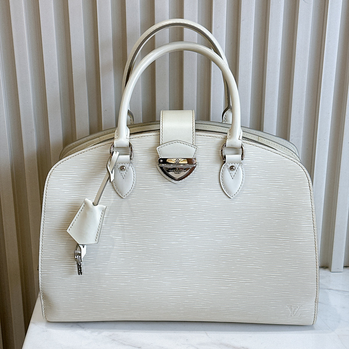 LV Pont Neuf Ivory GM