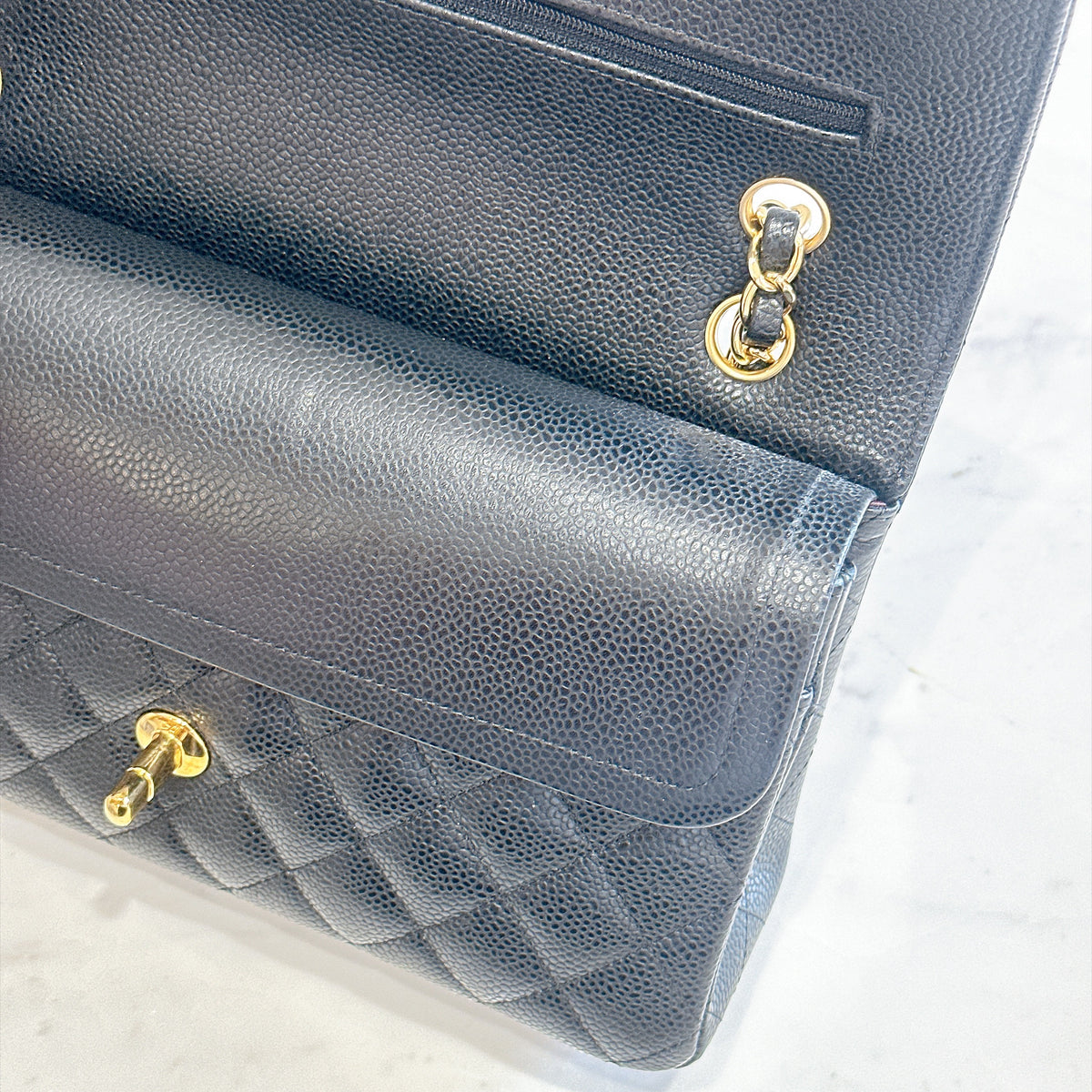 Chanel Classic Flap Medium in Black GHW