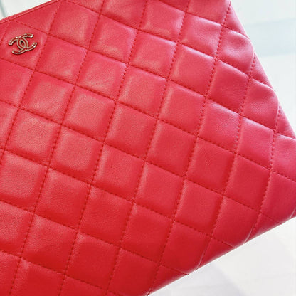 Chanel O Case Red Medium