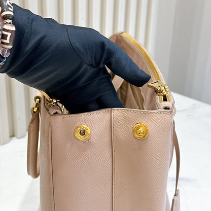 Prada Saffiano Gallieria Pink in Medium
