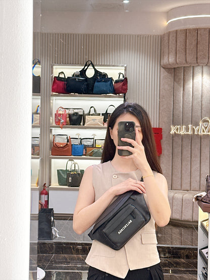 Balenciaga Everyday Belt Bag