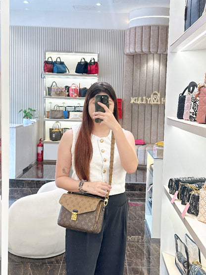LV Monogram Reverse Pochette Metis