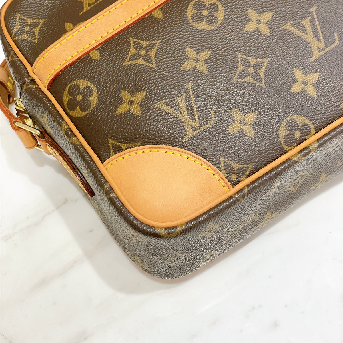 LV Monogram Trocadero 27
