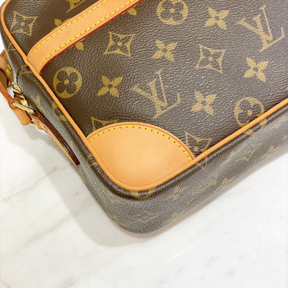 LV Monogram Trocadero 27