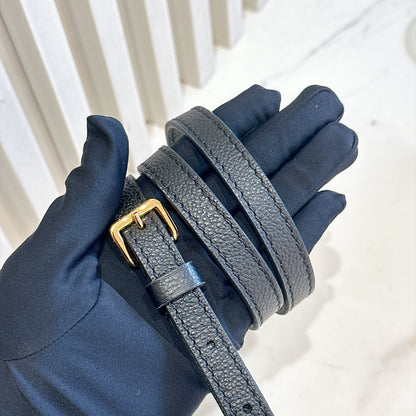 LV On The Go PM in Black/Creme
